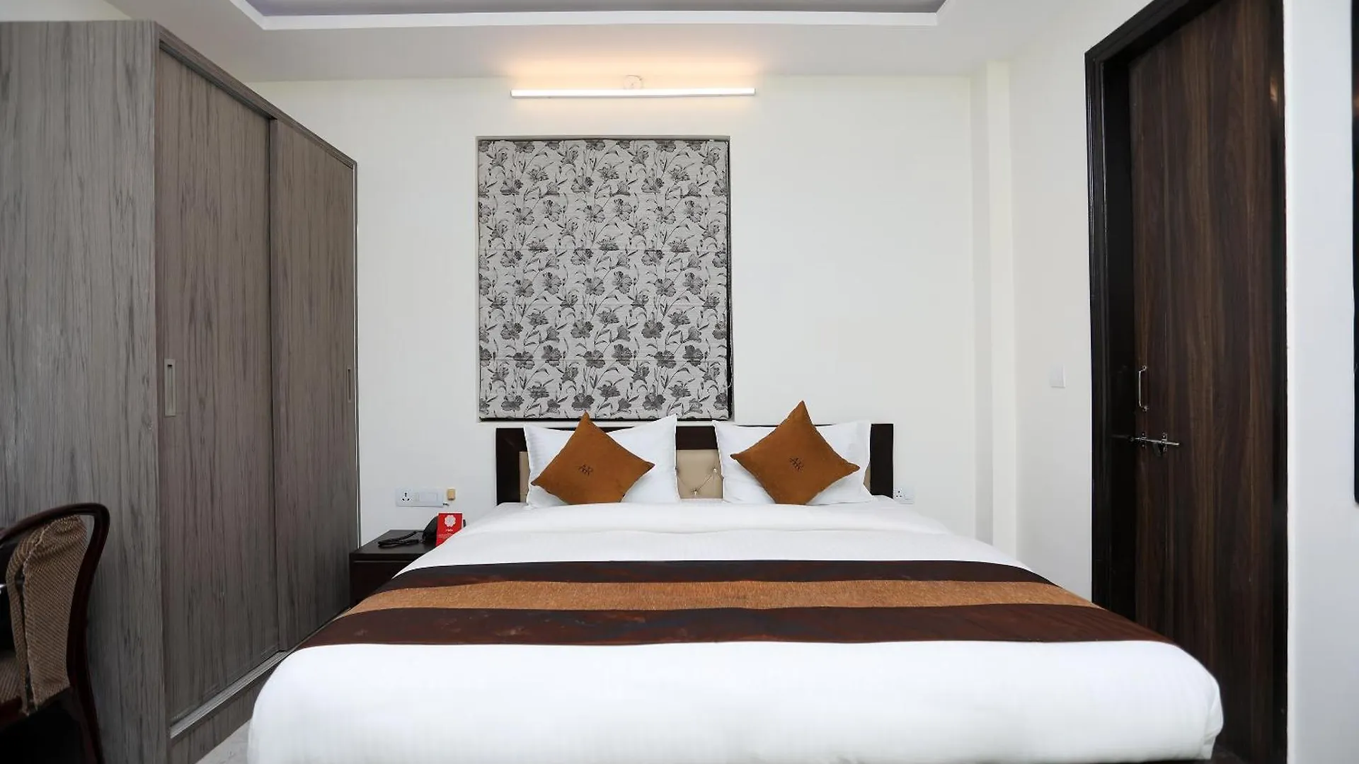 Hotel Tipsyy Inn 015 Gurgaon