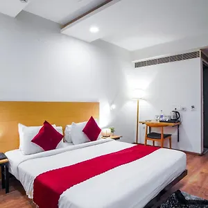 Saltstayz Express - Medicity Near Medanta Hospital *** Gurgaon